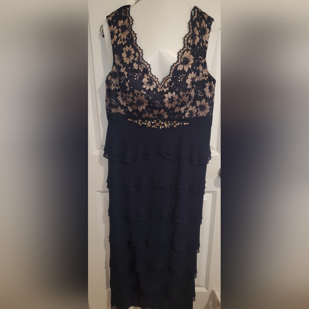 Jessica Howard Blue and Tan Ruffled Strapless Cocktail Dress